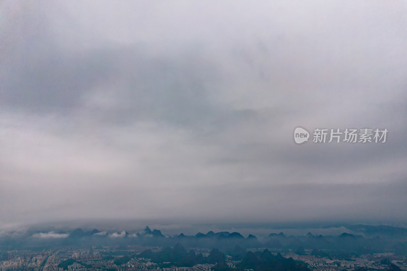 广西桂林城市风光乌云云海云雾航拍