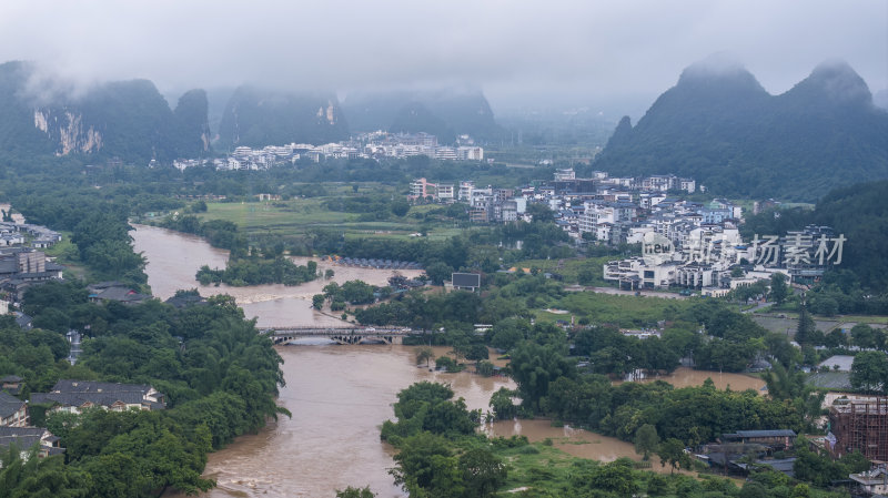 广西桂林阳朔洪灾