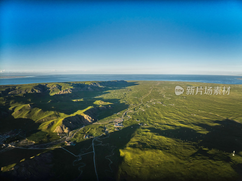 青海湖沿岸美景