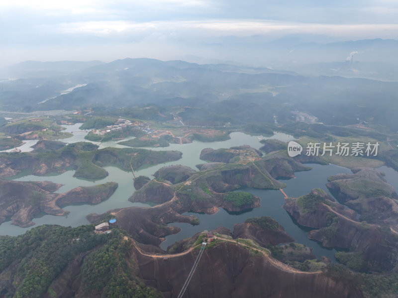 湖南郴州晨雾高椅岭山峰山峦漫步航拍