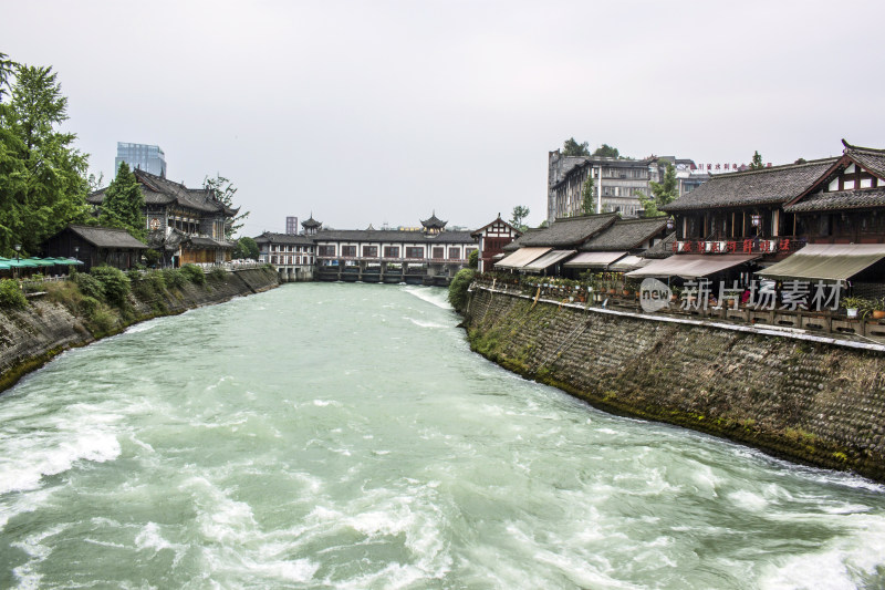 古城建筑河流