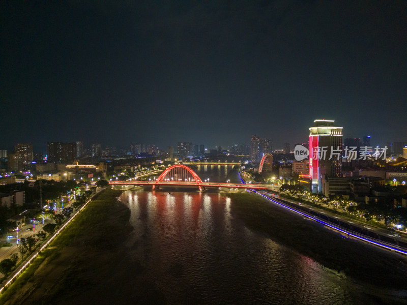 四川德阳彩虹桥夜景