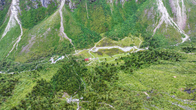 四川阿坝理县毕棚沟景区燕子岩高山草甸