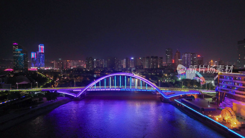 甘肃兰州金雁黄河大桥夜景航拍