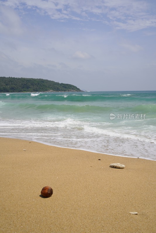 海南三亚万宁日月湾海浪