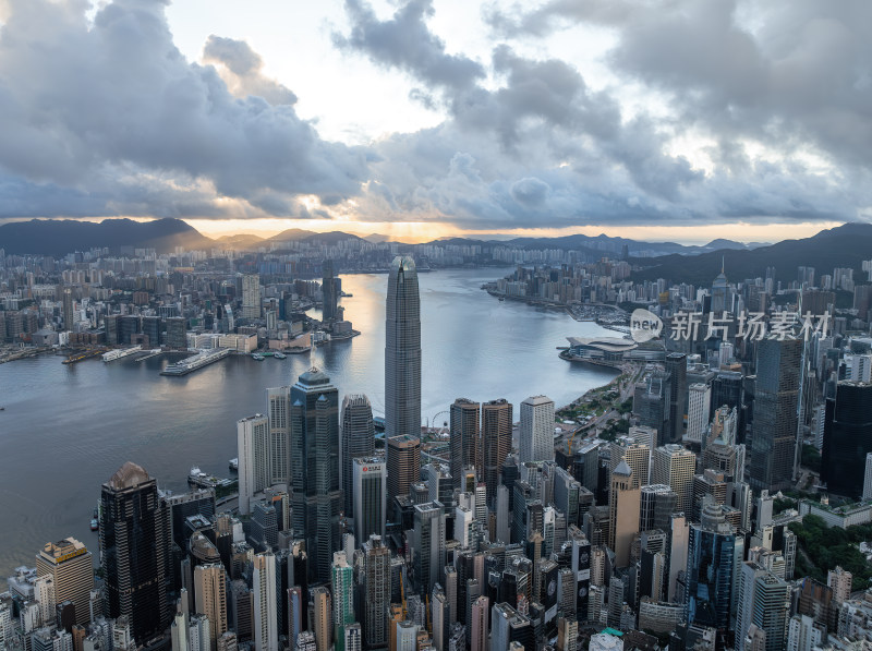 香港维多利亚港CBD中环夜景日出高空航拍