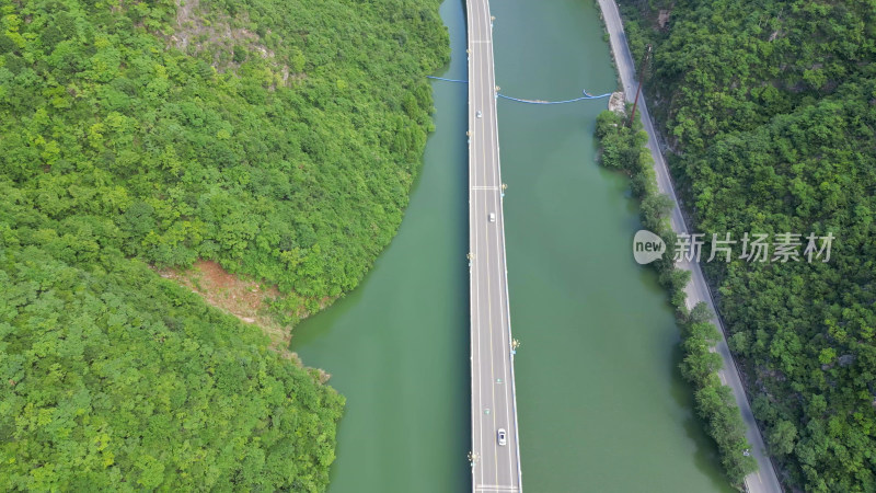 航拍湖北宜昌水上公路古昭公路