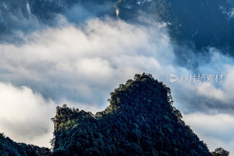 重庆酉阳：乌江青山白纱俏