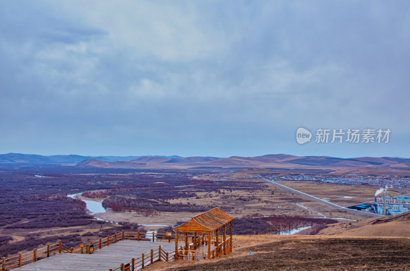 内蒙古呼伦贝尔额尔古纳湿地公园河湾秋景