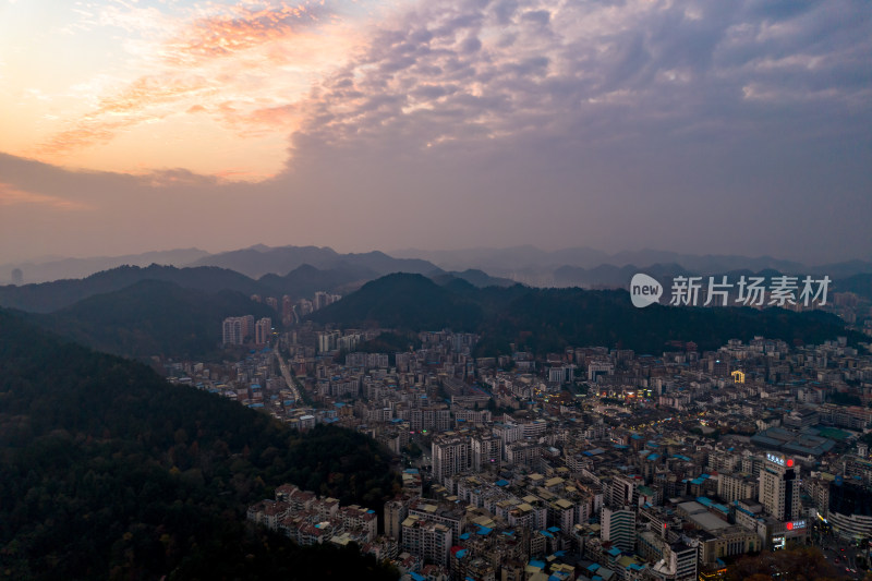 贵州遵义城市晚霞航拍摄影图