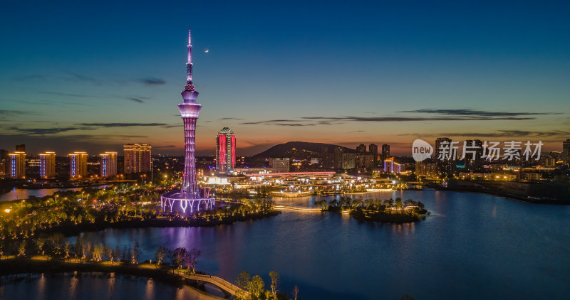 常熟琴湖城市高塔夜景全景