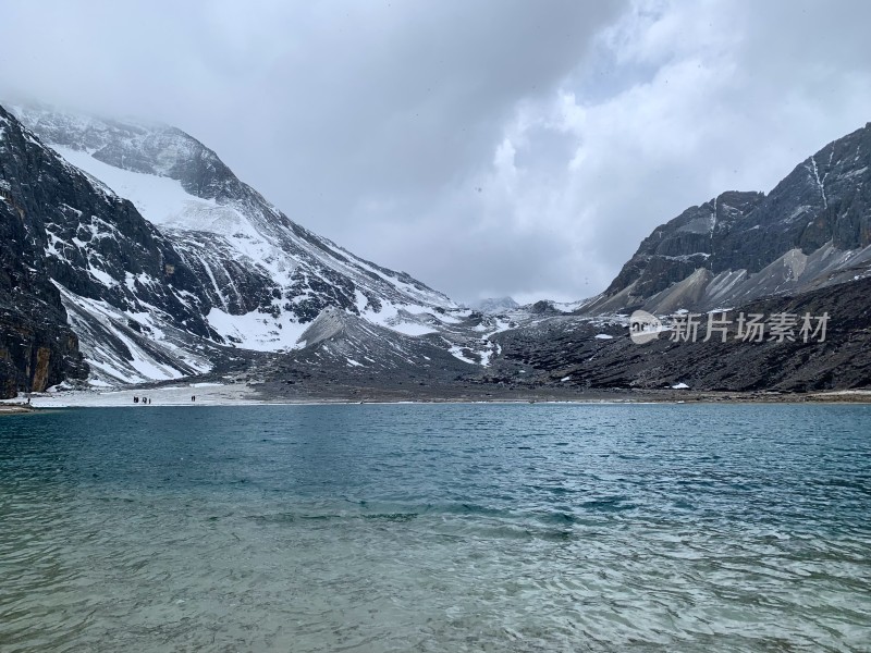 稻城亚丁牛奶海