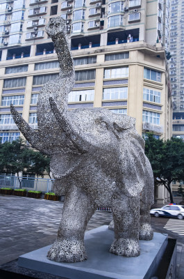 重庆城市街头大象雕塑