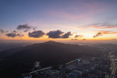 深圳市阳台山日落航拍图