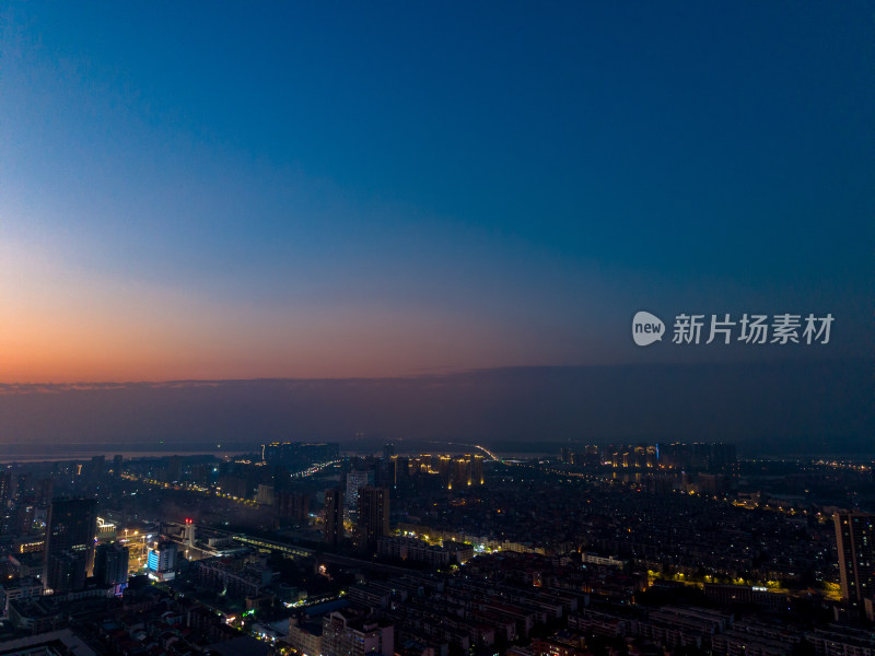 岳阳夜景交通航拍图