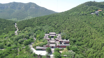 航拍山东济南千佛山风景区