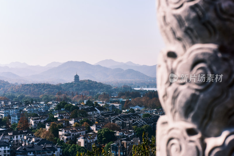 杭州雷峰塔远景风光