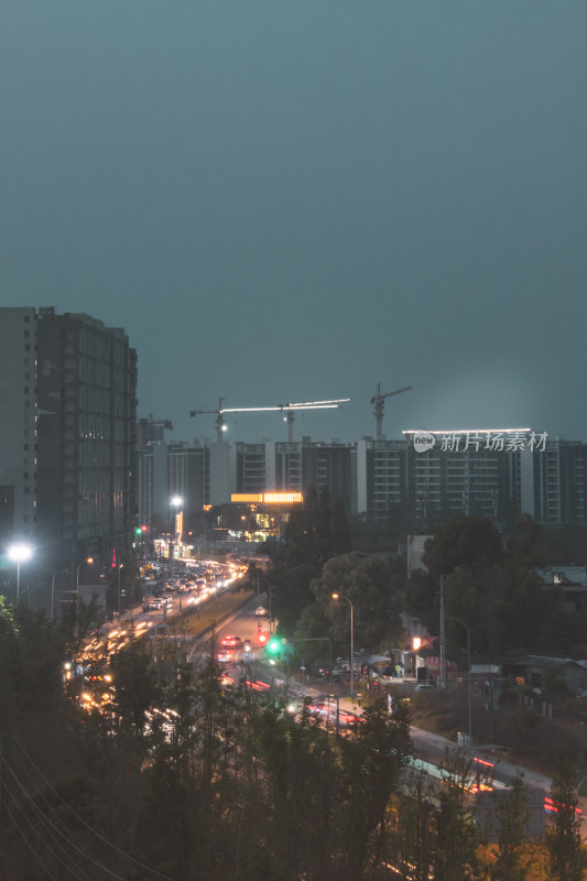 城市街道夜景