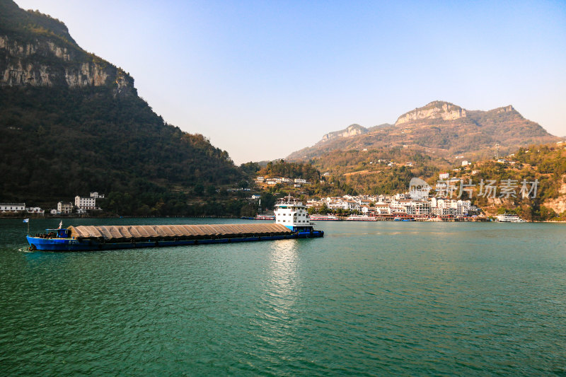 长江三峡西陵峡境内灯影峡江域三峡人家景区