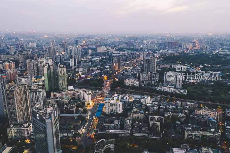 航拍成都市区日落夜景都市风光