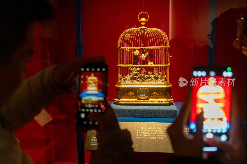 广东省博物馆故宫清代广钟精品展