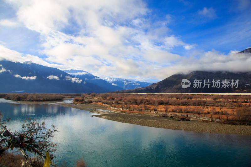 中国西藏林芝尼洋河雅尼国家湿地公园