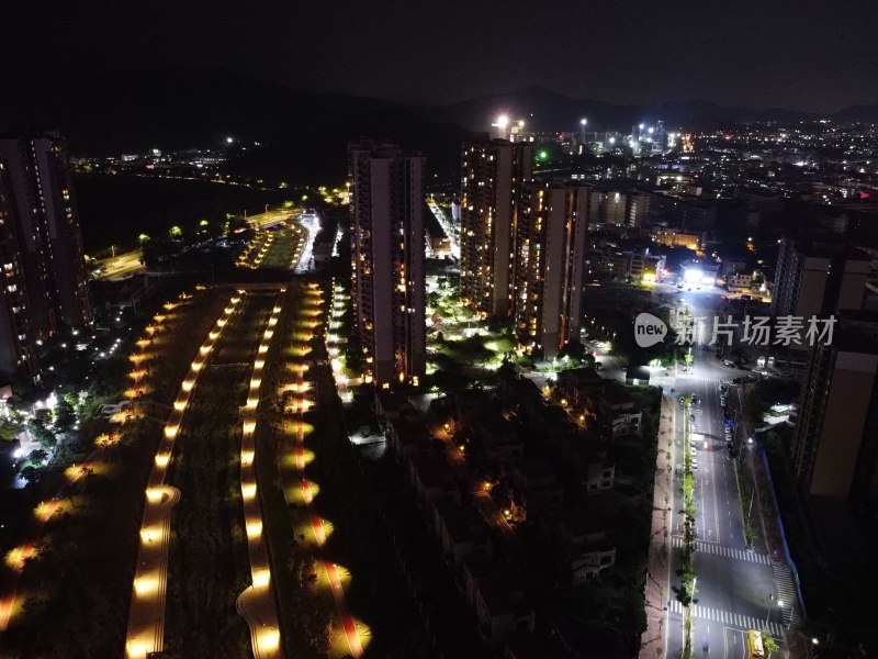 广东东莞：清溪河沿岸夜景