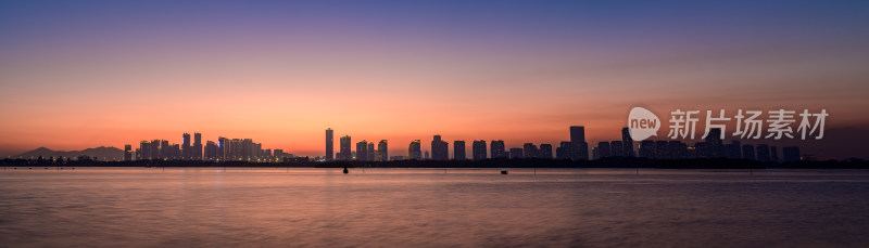 厦门海上自行车道湖畔日落景观