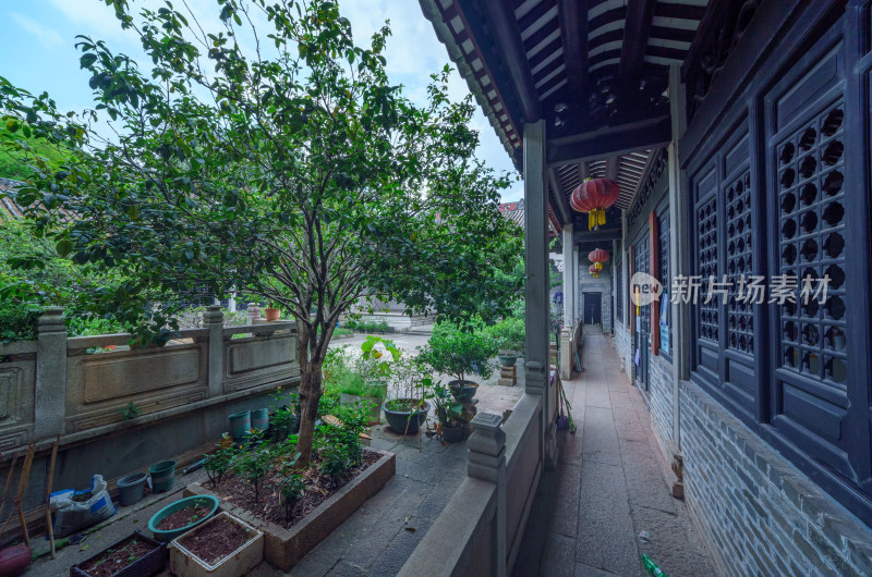 广州海珠小洲村简氏宗祠传统中式庭院