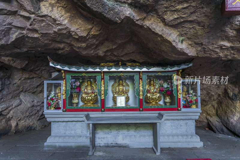 杭州宝石山景区金鼓洞景点