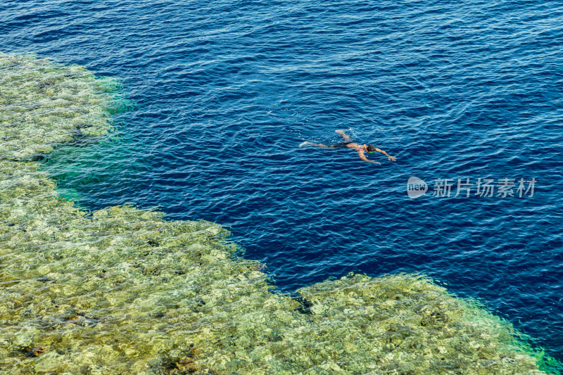 潜水圣地红海蓝洞