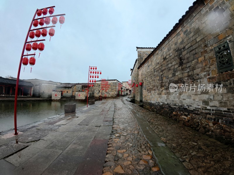 雨中竹桥古村