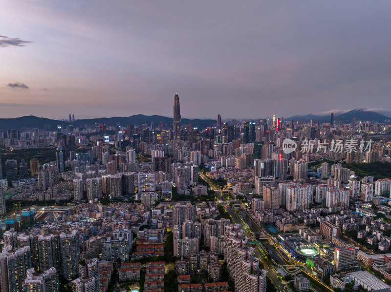 深圳福田CBD大湾区平安大厦夜景蓝调航拍