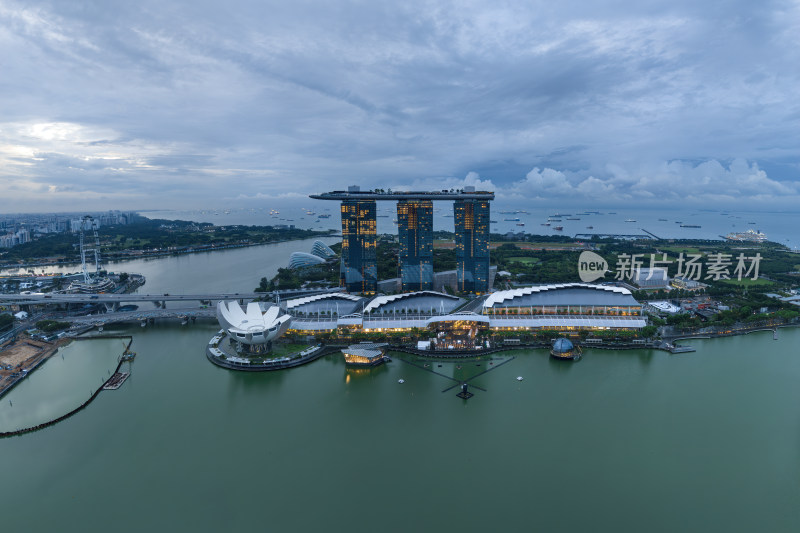 新加坡滨海湾金沙海滨奥林匹克蓝调夜景航拍