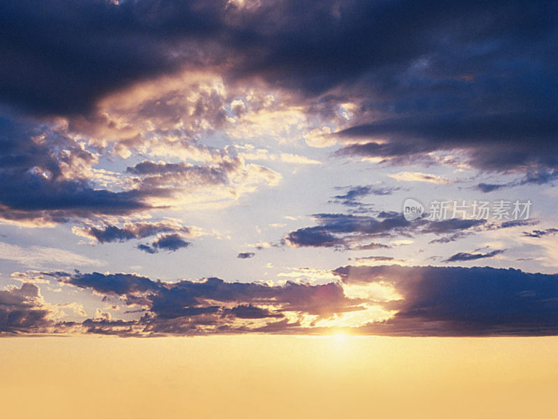 日落夕阳西下晚霞余晖火烧云自然景观