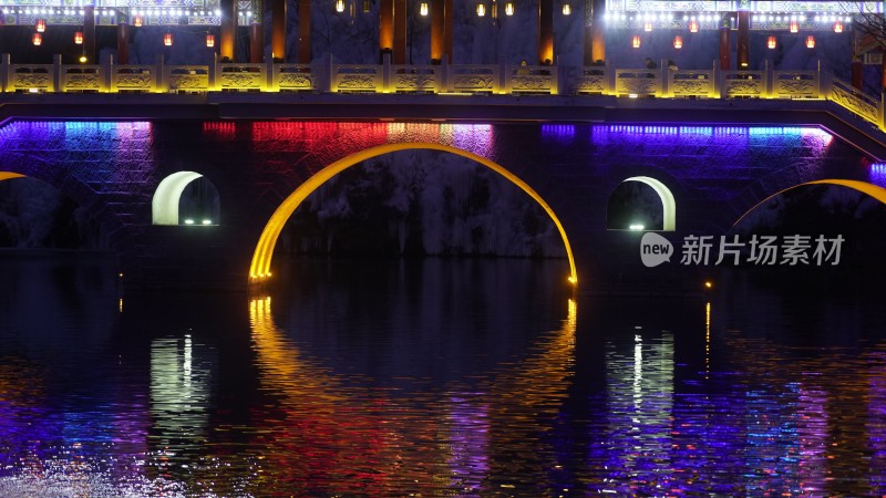 中式古桥夜景灯光秀