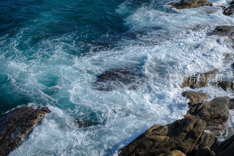 大海浪花巨浪浪潮汹涌海浪波涛汹涌