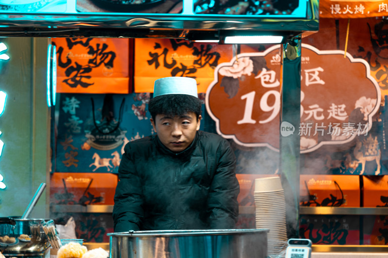 夜市小吃美食人群叫卖