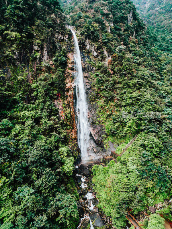 宜春明月山瀑布