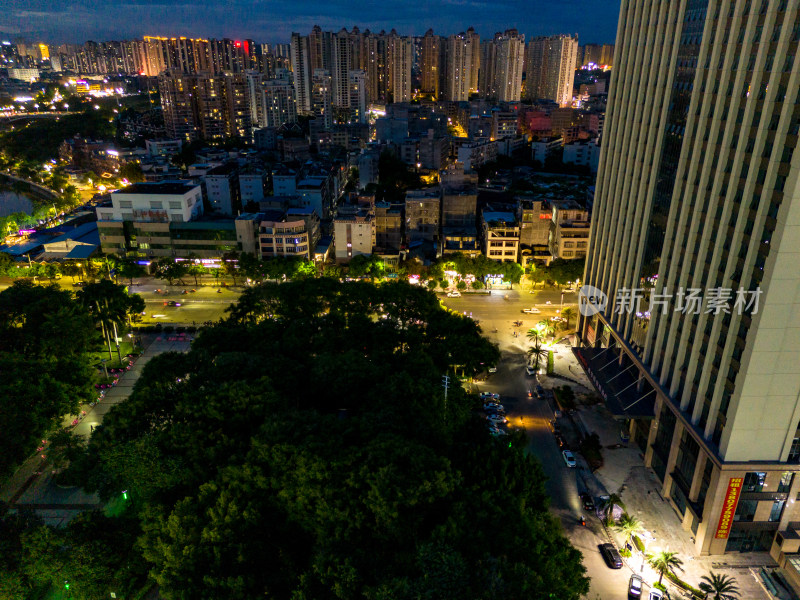 玉林晚霞夜景航拍图