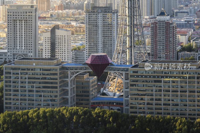 哈尔滨夜景地标性建筑龙塔