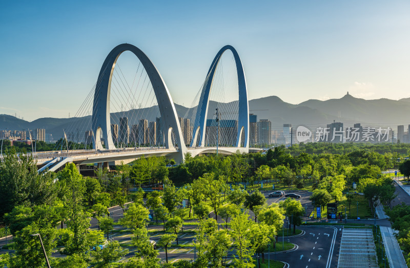 北京雨后的新首钢大桥