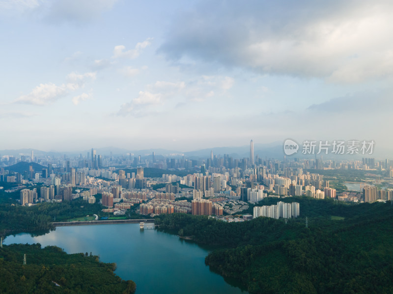 广东深圳塘朗山上远看福田中心夕阳风光