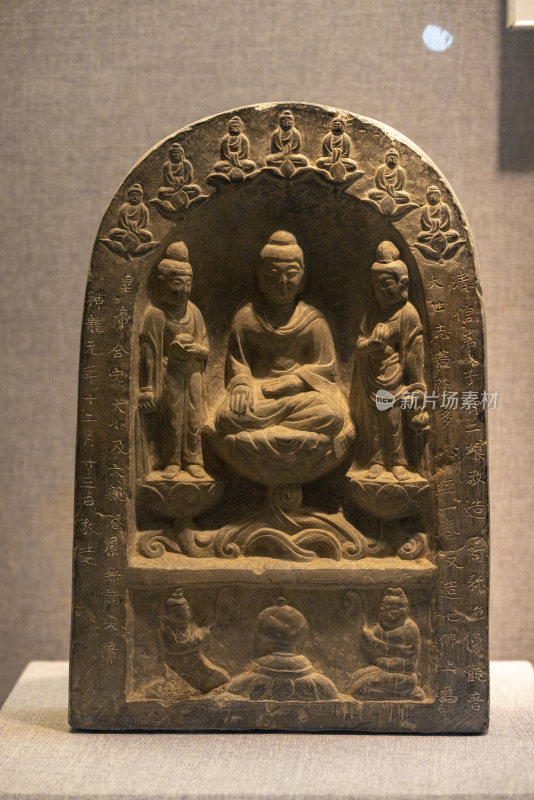 河南洛阳博物馆唐代神龙元年造像碑