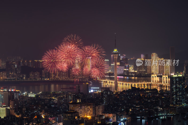 澳门半岛新葡京澳门塔CBD夜景烟花秀