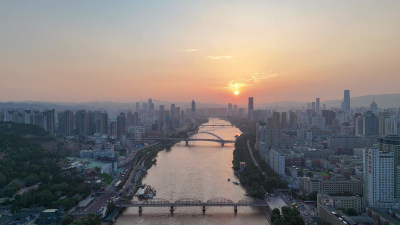 甘肃兰州日出兰州城市风光航拍