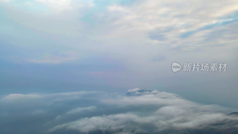 清晨大山云雾缭绕南岳衡山