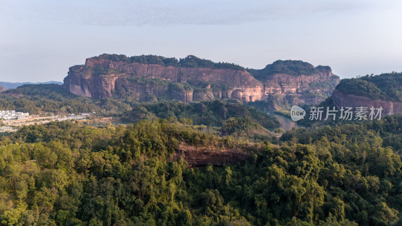 韶关市丹霞山长老峰