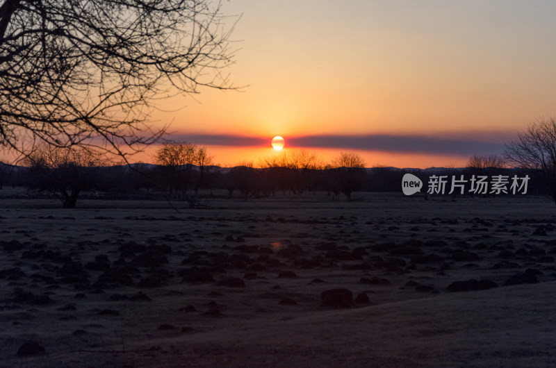 内蒙古呼伦贝尔额尔古纳湿地公园日落夕阳