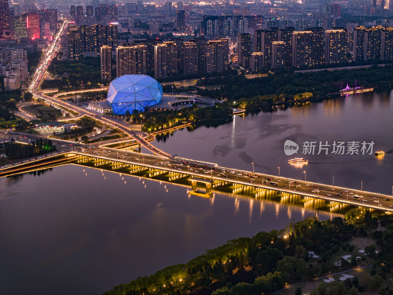 沈阳青年大街浑河桥城市夜景